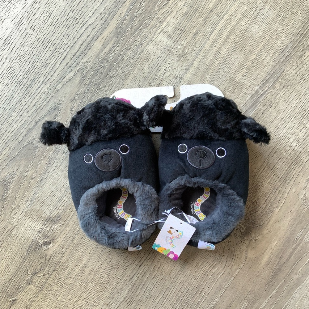 NWT🌼 Squishmallows Black Poodle Slippers Big Kids 2/3